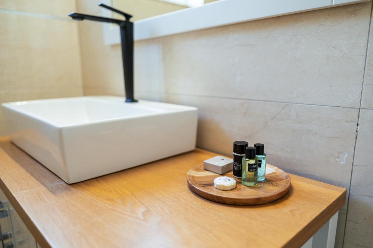 Aristo Machne Yehuda Boutique Apartments Єрусалим Екстер'єр фото