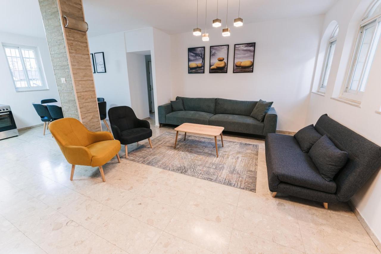 Aristo Machne Yehuda Boutique Apartments Єрусалим Екстер'єр фото