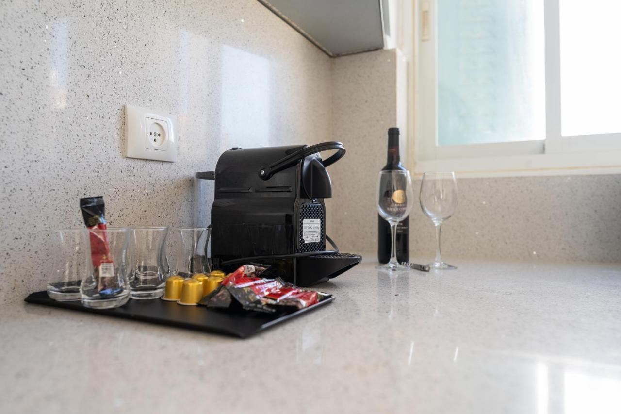 Aristo Machne Yehuda Boutique Apartments Єрусалим Екстер'єр фото