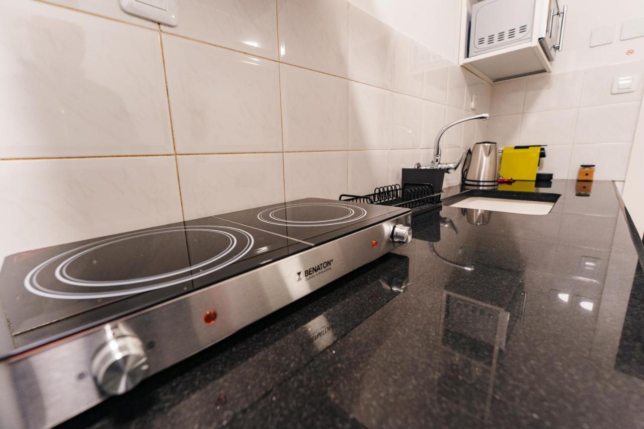 Aristo Machne Yehuda Boutique Apartments Єрусалим Екстер'єр фото