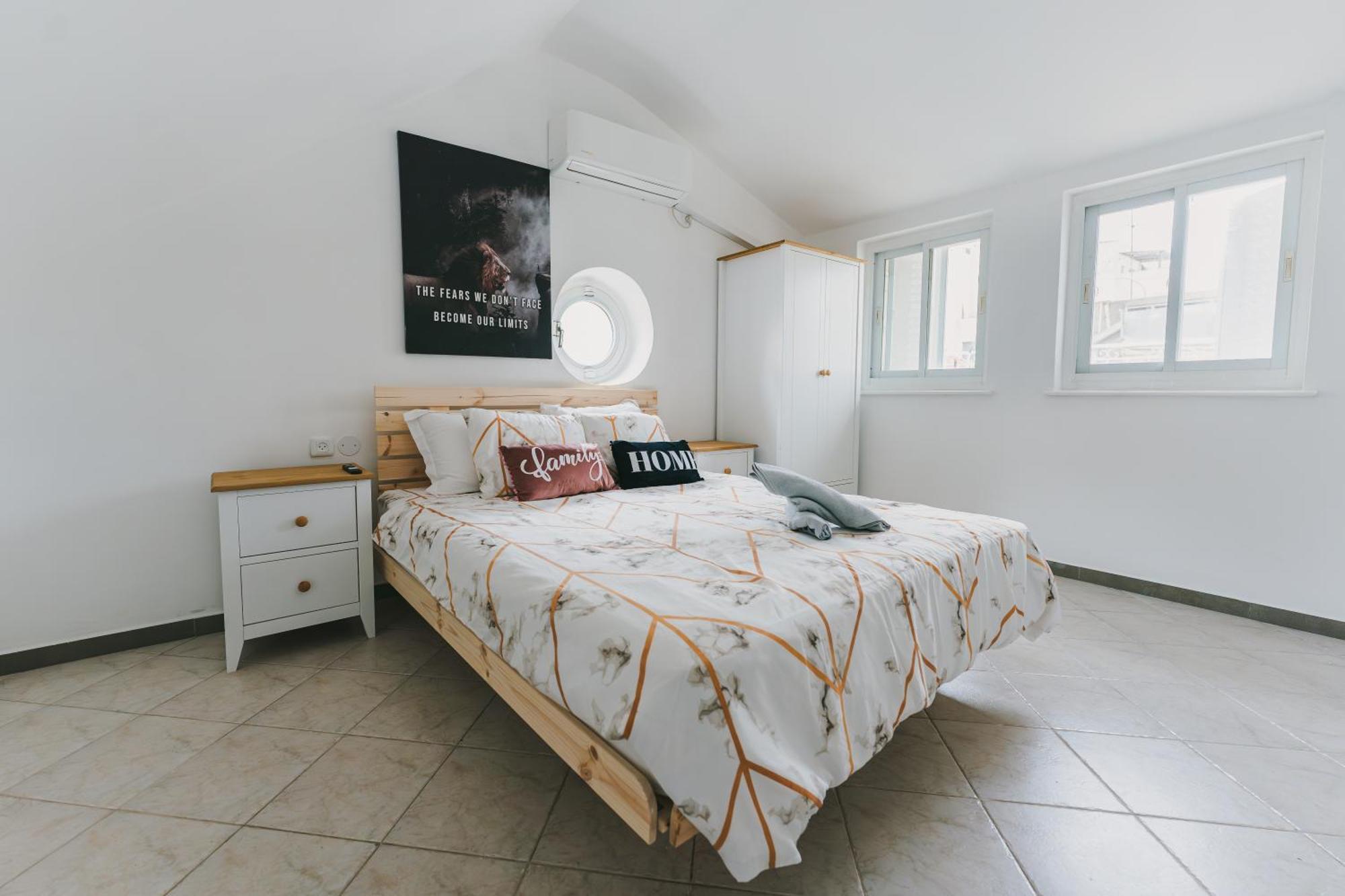 Aristo Machne Yehuda Boutique Apartments Єрусалим Екстер'єр фото